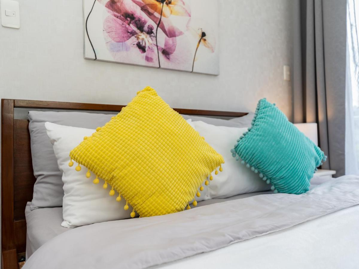 Amani 237, 3 Minutes To Airport, With Gym & Pool, Free Netflix, Fast Wi-Fi Apartment Lapu-Lapu City Exterior photo